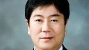 김대기 비서실장 “靑, 국정 통제 배제하고 지원”