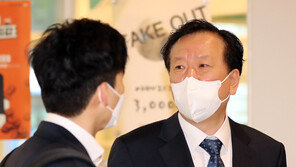 ‘자녀 의대 편입 논란’ 정호영 “특혜 없다. 사퇴 생각 안 해”