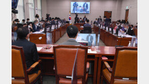 “검수완박, 권력형 비리 덮기”에…박범계 “文수사 마땅하단거냐”