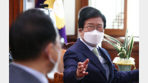 박병석 국회의장 변수에…민주당  “김상희 부의장이 의사봉 쥘수도”