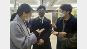 이재오 “한동훈으로 협치 물 건너가…文과 똑같이 하려고 정권교체?”