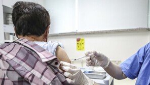 ‘방역완화’ 고위험군 어떻게?…‘검사·처방’ 패스트트랙 도입