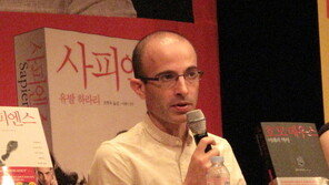 유발 하라리 “우크라 전쟁, 쿠바 미사일 사태 이래 최대 위기”