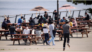 ‘69일만에 최저 확진’ 4만7743명…위중증 850명·사망 132명