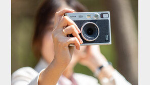 [리뷰] 디지털로 한계를 극복하다, 후지필름 인스탁스 미니 에보