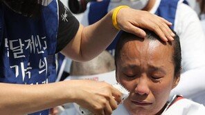 장애인 가족의 눈물, 555명 집단 삭발 [청계천 옆 사진관]