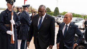 中 “남태평양 솔로몬에 군함파견 협정”… 놀란 美, ‘아시아 차르’ 급파 