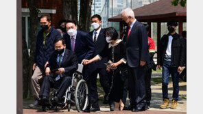 尹당선인 “장애는 한계나 극복 대상 아냐…장애인 이동권 확대”