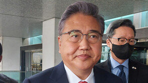 박진 측 “장남 ‘加도박사이트그룹 설립자 등재’ 사실 아냐”