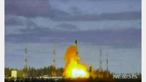 푸틴 핵시위…‘한발로 프랑스 초토화’ ICBM 시험발사