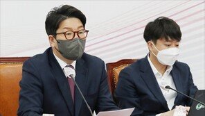 권성동, 박병석 의장에 “탈당한 민형배, 강제 사보임 나서달라”