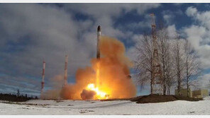 푸틴이 쏜 ‘사탄2’ ICBM …세계에 대한 경고