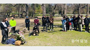 “증오범죄 그만”… 뉴욕에 ‘피살 한인여성’ 추모공간