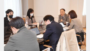 G20 이어 IMF도 ‘러 보이콧’…이번엔 홍남기도 ‘퇴장 시위’ 가세