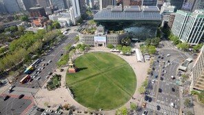 전국 23개 임시선별검사소 운영 중단…서울광장도 철거