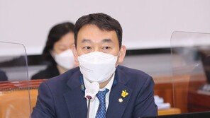 김용민 “박병석, 검찰개혁 중재하는 과정 헌법 파괴적” 비판