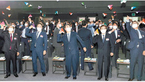 부산 찾은 尹 “부산엑스포 유치 최선봉 설 것… 기업도 도와달라” 