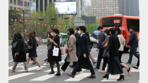 내일부터 영화관서 ‘팝콘’ 먹는다…코로나 ‘2급 감염병’으로 하향