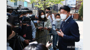 장제원 “대통령실 직제개편·인선 당장 급한거 아냐…이달 안에는”