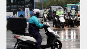 주말 점심에 쿠팡이츠 서버 먹통…점주들 ‘부글부글’