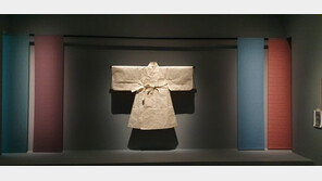 루브르박물관도 반한 ‘한지의 매력’, 그 뒤엔 한인 형제