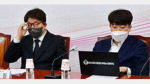 [사설]검수완박, 限時 수사권 하나 더 주고 덜 주고의 문제인가