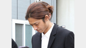 ‘정준영 불법촬영’ 부실수사·뇌물수수 경찰 간부, 1심 집행유예