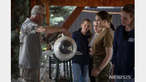 우크라이나 여성들, 코소보서 폭발물 처리 교육 받아