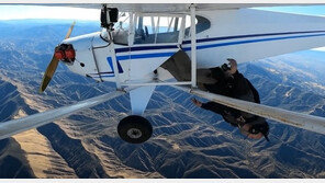 美유튜버, ‘조회수’ 올리려고 비행기 고의 추락…조종사 면허 취소