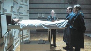 히틀러를 속인 기상천외 첩보전의 속살