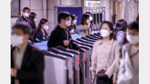 인수위, 한달 내 ‘실외마스크 해제’ 선언 검토