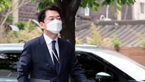 안철수 “文대통령, 새 정부에 덕담하는 게 대인다운 도리”