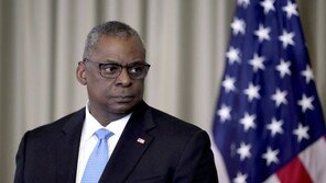 美국방장관 “푸틴, 우크라에 대한 글로벌 지원 상상 못해”