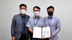 35년 은행서 일한 택시기사, 손님 보이스피싱 막았다