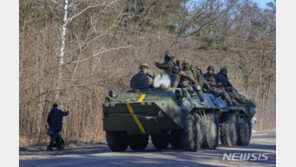 “미국인 73%, 우크라 무기 공급에 찬성” 여론조사