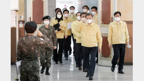 文대통령, 오늘 방역 관계자 130여명 초청 오찬…“노고 치하”