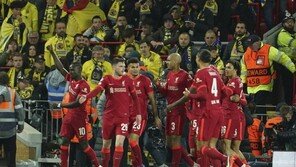 ‘쿼드러플’ 노리는 리버풀, 챔스리그 4강 1차전서 비야레알 꺾고 승리 