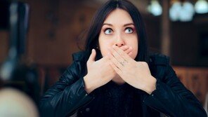 “딸꾹딸꾹!” 멈추지 않는 딸꾹질, 원인과 해결 방법은? 