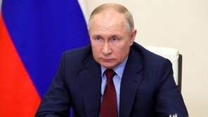 푸틴 “번개처럼 보복할것”… 가스관 봉쇄 위협에 유럽 분열 