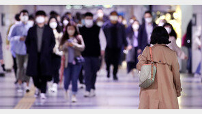 실외마스크 해제 소식에…시민들 “그래도 난 쓰고 다닐거에요”