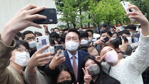 인수위, 尹 지역방문 ‘선거개입’ 논란에 “해야되는 일…문제없다”