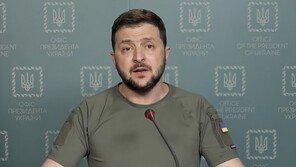 젤렌스키 “협상 끝날 위기…우크라인, 러군 죽이고 싶어해”