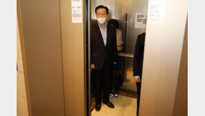 50번 해명에도 커지는 ‘자진사퇴’ 목소리…정호영, 청문회 문턱 넘을까