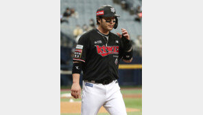 ‘KT맨’ 박병호, 친정팀 키움 상대로 첫 홈런…팀은 4연승 무산