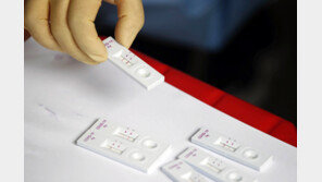 오늘부터 ‘코로나19’ 자가검사키트 온라인에서 살 수 있다