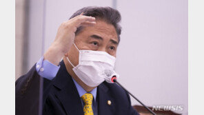 민주 “박진 아들 의혹 커” vs 국힘 “최고 외교전문가”