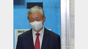 박성진 檢총장대행도 사의 “방패막이 만들려 꼼수, 분노 치밀어”