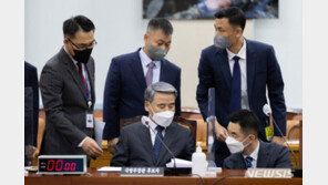 이종섭 국방장관 후보 ‘군기잡는’ 한기호…민주 “여야가 바뀐 것 같다”