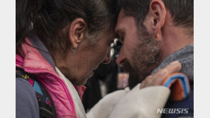 마리우폴 아조우스탈 생존자 증언…“나치도 이 정도는 안 했다”