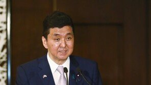 日방위상 “일본 독자적 방위력 근본적으로 재검토 필요”